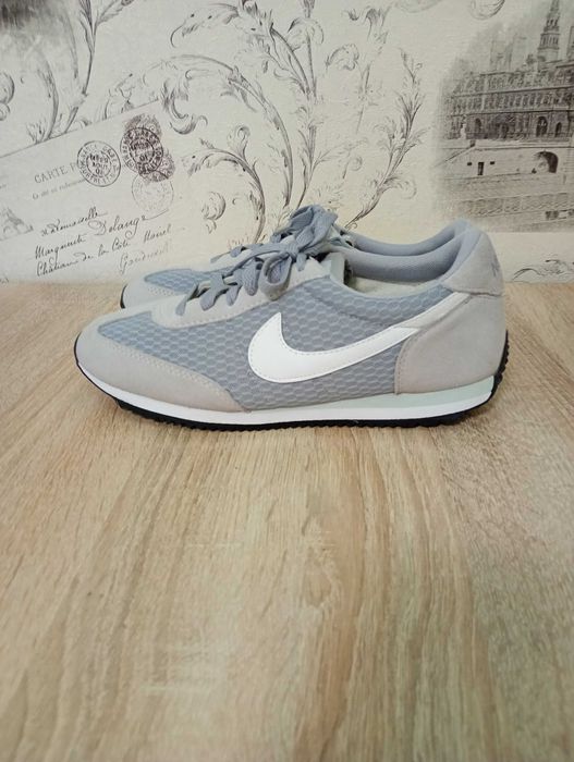 Жіночі кросівки NIKE Oceania Textile оригінал 38.5 розмір(24.5см)