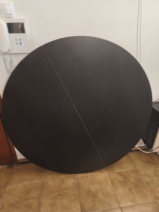 Mesa extensível + 4 cadeiras