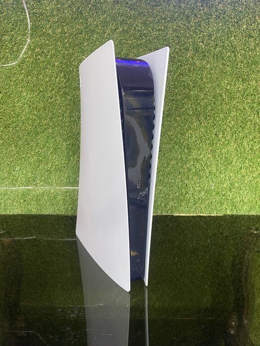 PlayStation 5 Blu-Ray 825Gb