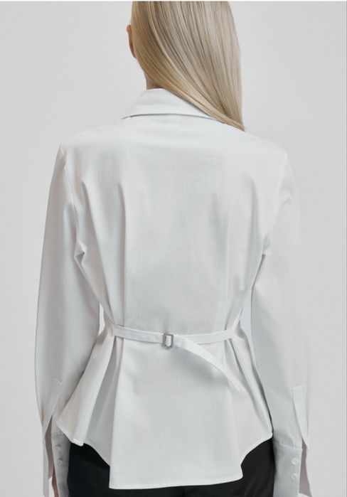 Біла сорочка Hukh, XL