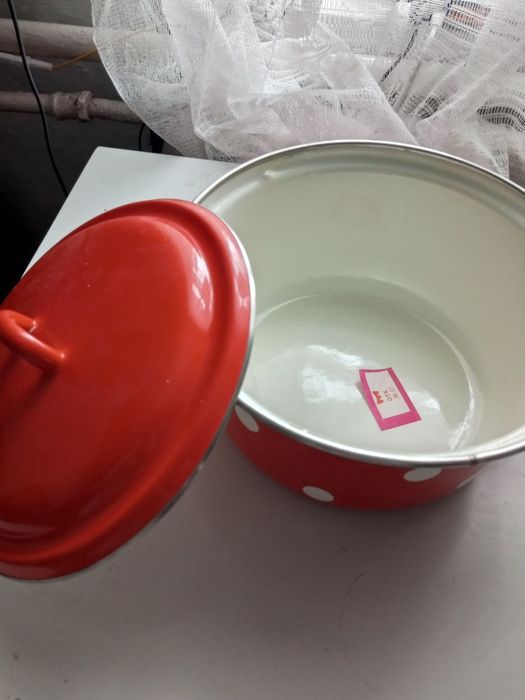 Каструля емальована