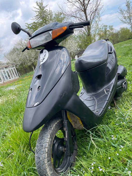 Скутер Suzuki Lets2