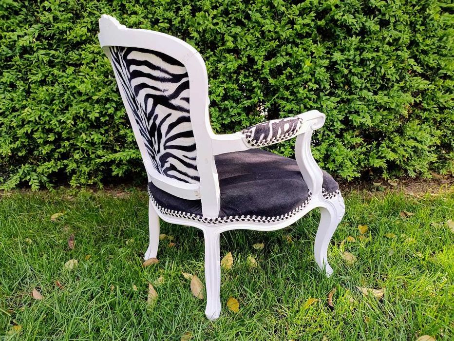 Poltrona antiga barroca “fauteuil” estilo Louis XV restaurada