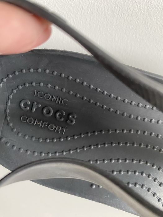 Japonki Crocs Serena Flip r. 38/39 W8 wyższa podeszwa