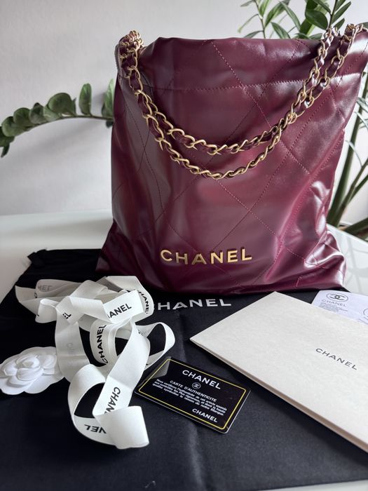 Przepiekna burgundowa torebka Chanel 22 hobo