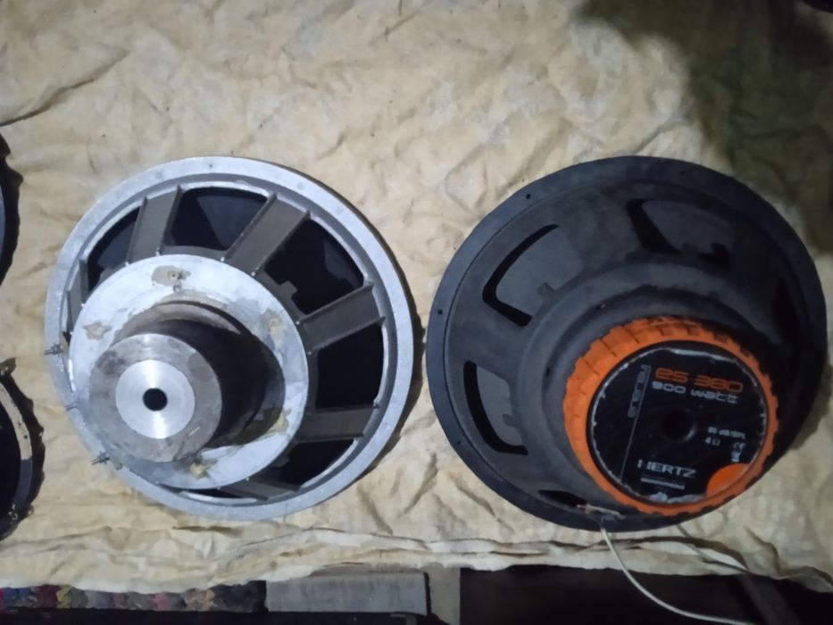 Сабвуфер активний