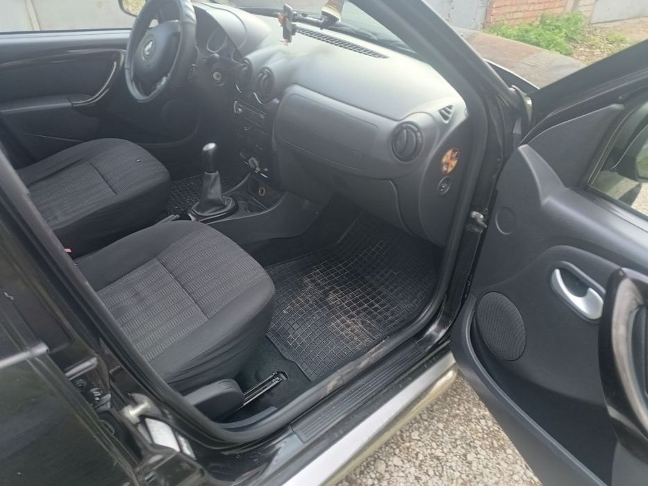 Продам Dacia Duster 2010