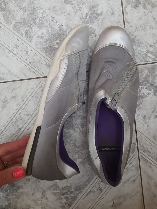 VAGABOND srebrno szare sneakersy z zamkiem 38