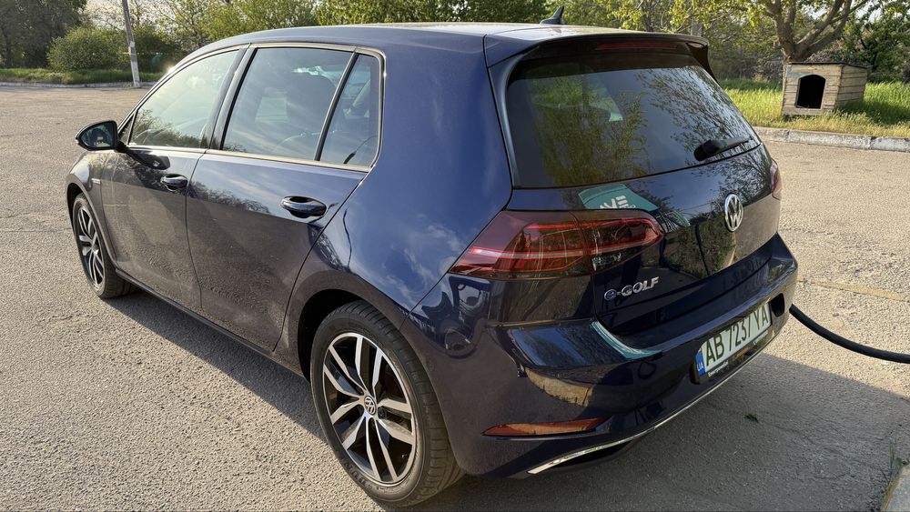 Без залогу! Електромобіль в оренду VW E-Golf 36кВт