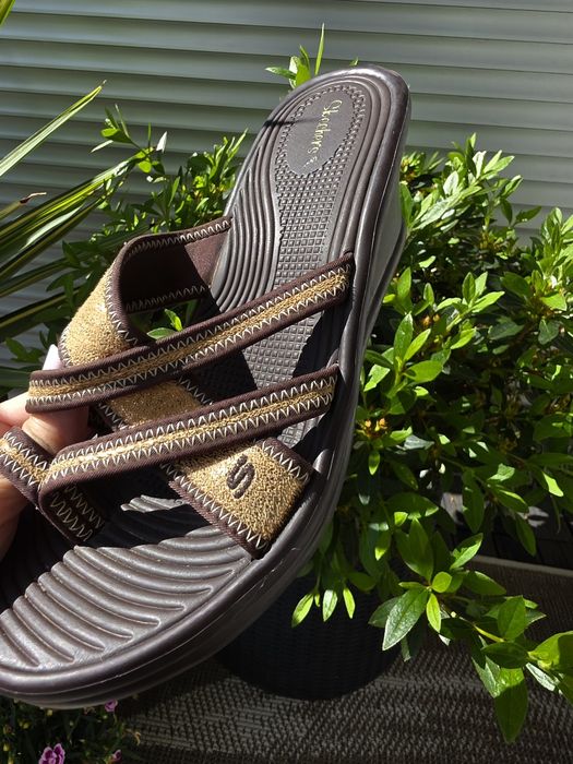 Skechers fantastyczne klapki sandaly 39