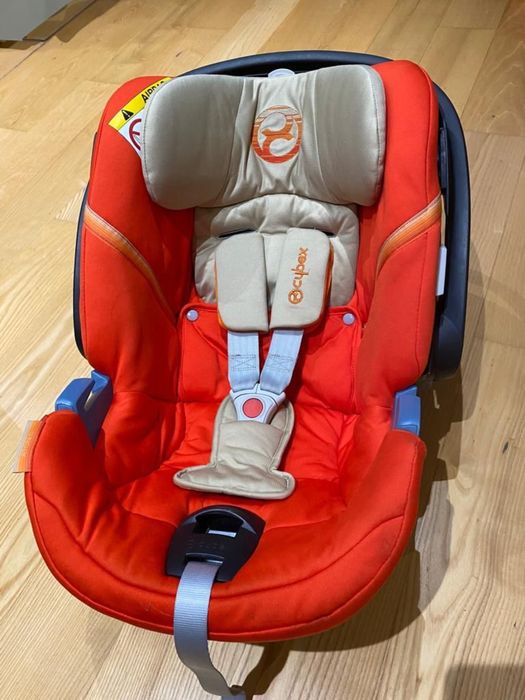 Fotelik samochodowy - nosidełko  Cybex Aton 5 wraz z baza do izofix