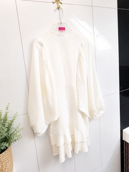 Zwiewna sukienka ecru boho falbany uniwersalna S-XL