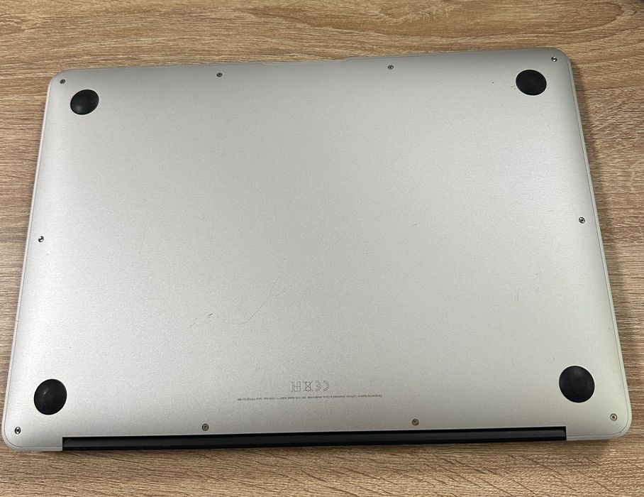 Apple MacBook Air "13 8/128 (A1466)