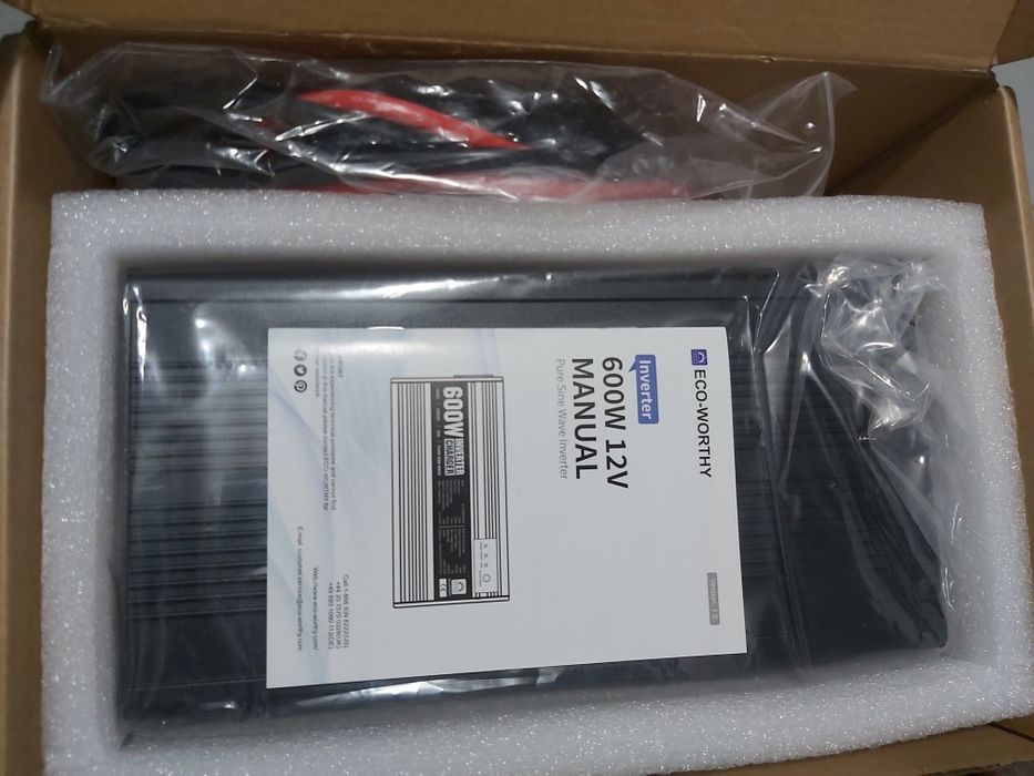 Carregador LiFePO4 25A c/ inversor de Onda Pura 600W/1200W (função UPS