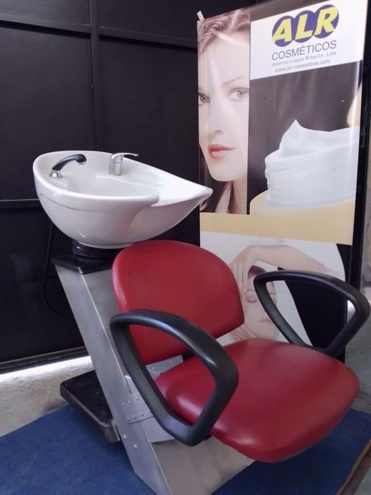 Rampa vermelha para lavagem capilar, usada