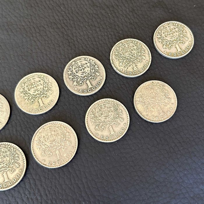 Lote 12 Moedas - 1 Escudos (1928 a 1968)