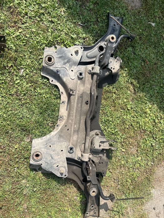 Peugeot Citroen 2.0 передня балка.