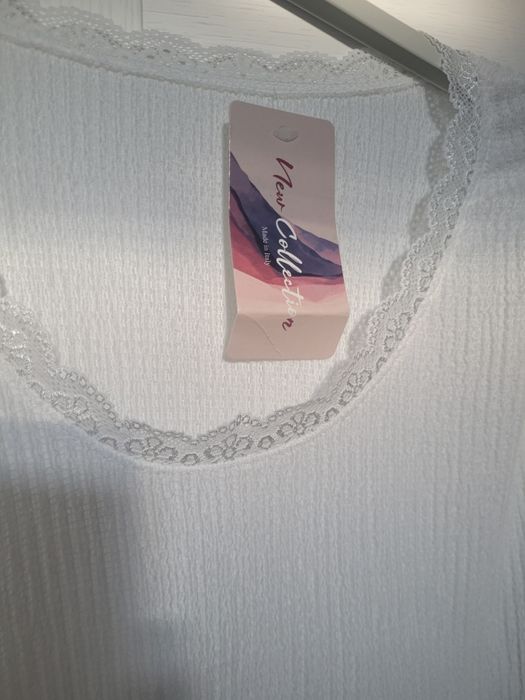 Bluzeczka z dodatkiem koronki M