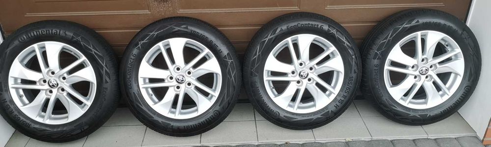 Opony z felgami do Toyota Yaris 2024