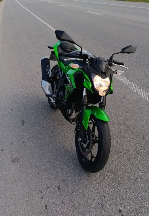 Kawasaki z250sl 2016 ABS