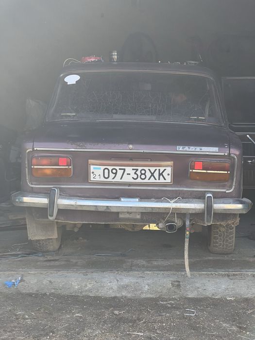 Продам ваз 2103