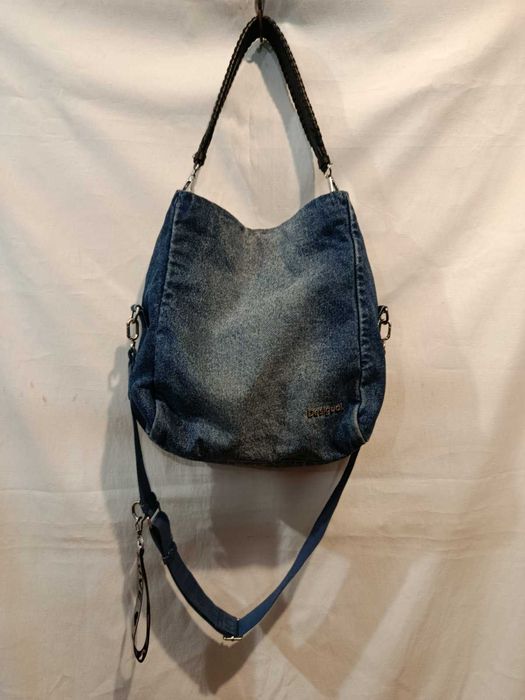 Джинсова сумка-мішок (хобо) від бренду Desigual
