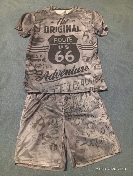 Продам стильний костюм