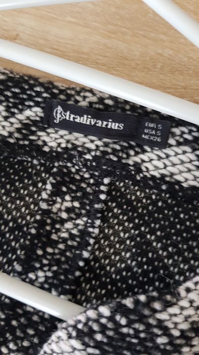 Kardigan Stradivarius 36 S w pepitkę narzuta marynarka żakiet płaszcz