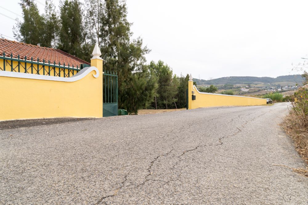 ARRENDA-SE ARMAZÉM — Arruda dos Vinhos