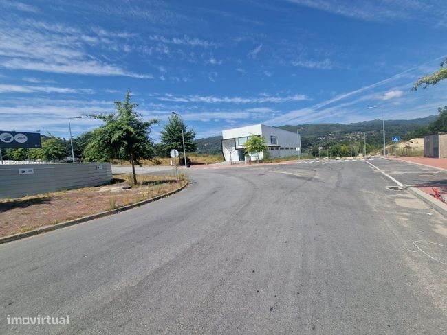 Fantástico terreno no parque industrial de Geme!