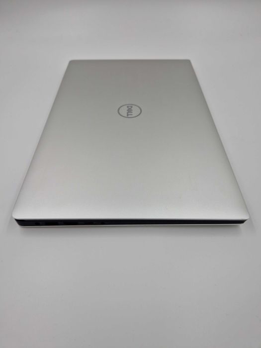 DELL PRECISION 5530 i9-8950HK / 32 GB / 512 GB – 11 зарядів АКБ