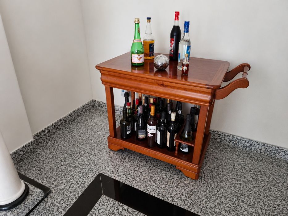 Conjunto moveis clássicos madeira
