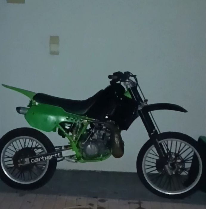 Kawasaki kdx 200 2T matriculada