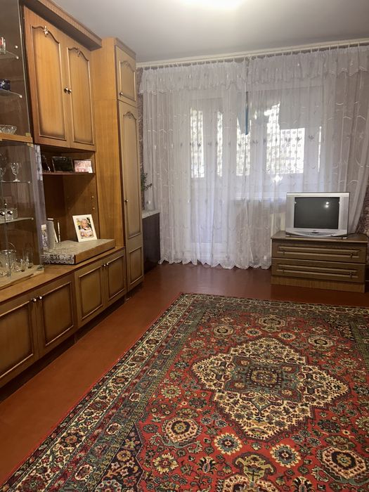 Продаємо 4 кімн. квартиру