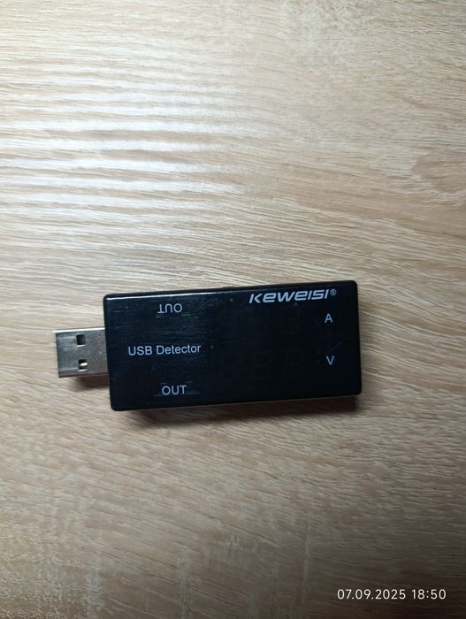 USB-тестер Keweisi KWS-10VA