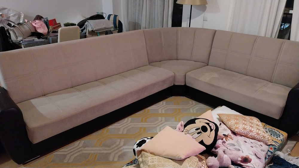 Vendo sofá com arrumação