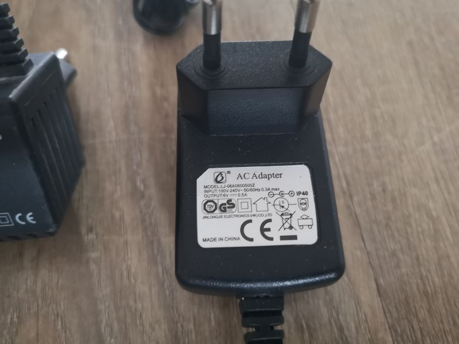 Zasilacze o różnych parametrach