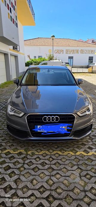 Audi  A3 Sportback 1.6 TDI SLINE foto 2