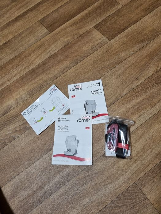 Автокрісло Britax Römer KIDFIX2 S (Grey Marble) 2 в1 (бустер)