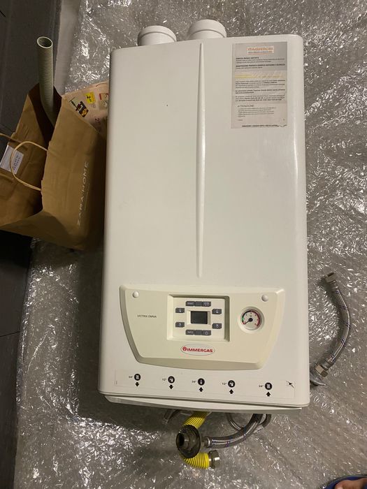Caldeira Condensação Immergas Victrix Omnia (Nova/Nunca Usada) + Radiadores