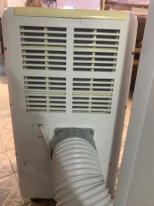 Мобільний кондіционер