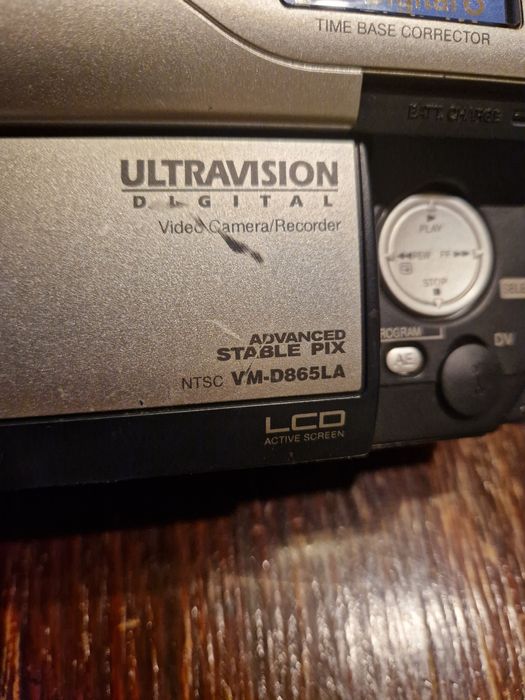 Vintage kamera Hitachi VM-D865LA