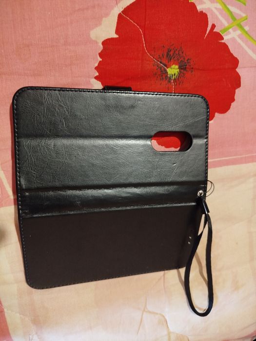 Продам чехол книжку на смартфон Xiaomi Redmi Note 4