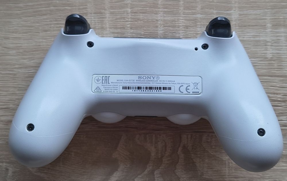 Kontroler do PlayStation PS4 - Biały