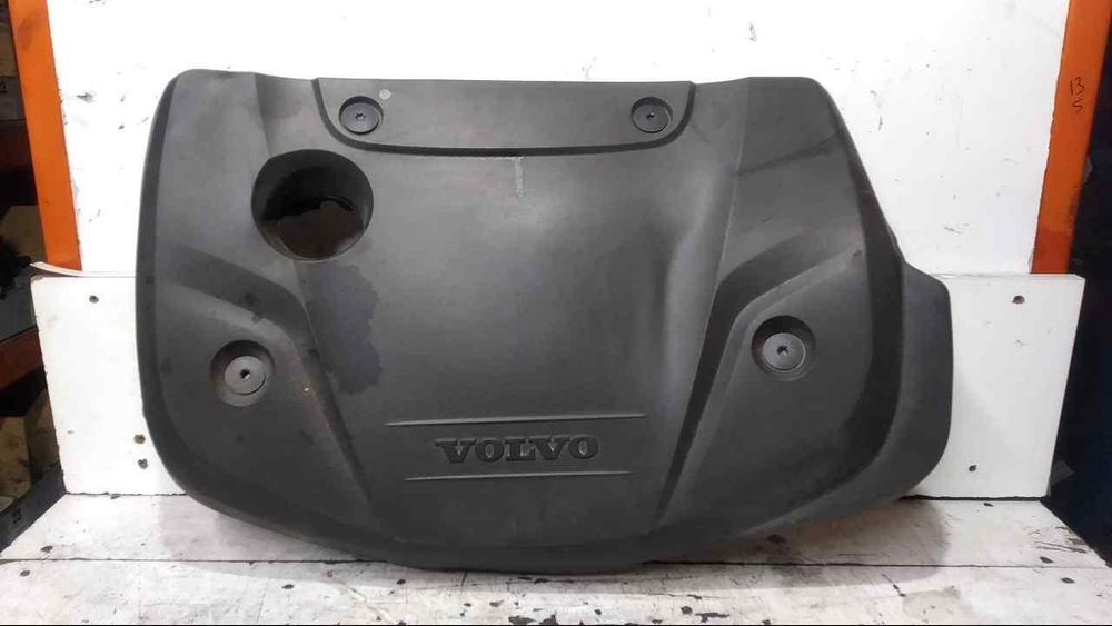 Cobertura Do Motor Volvo V40