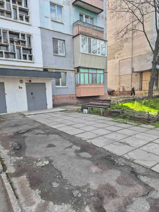 Продаж 2 кімнатної квартири  Осипенківський м-рн
