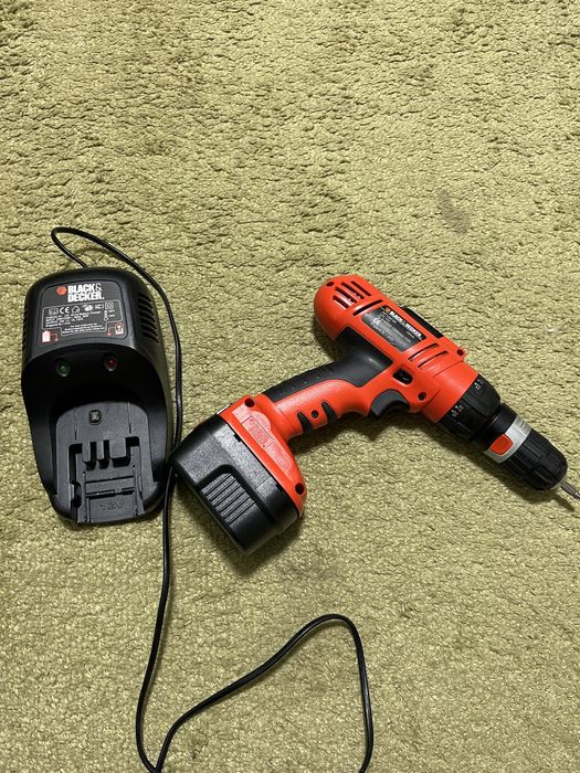 Шуроповерт BLACK& DECKER