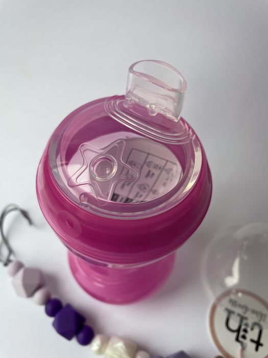 Пляшечка, поїльник-непроливайка мягким носиком Tommee Tippee