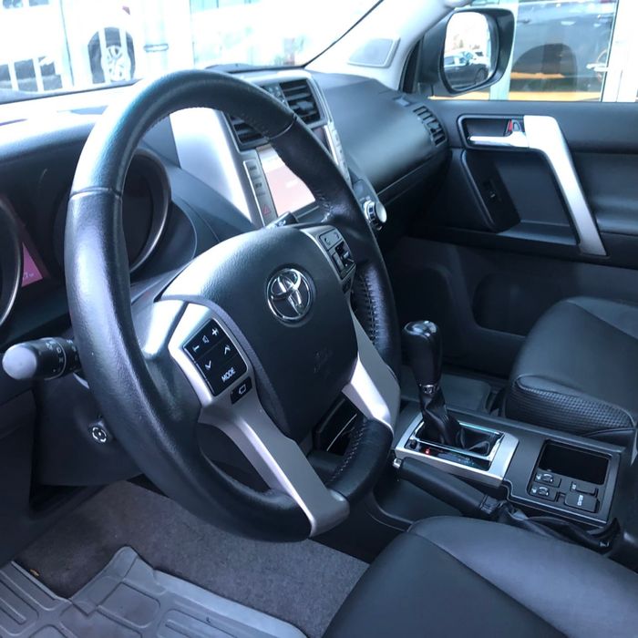 Toyota Land Cruiser 3.0 D-4D 60th Anniversary