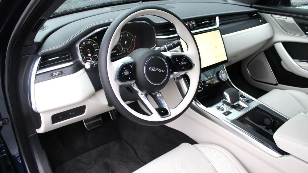 Jaguar Xf Awd 2.0D I Km Auto R-Dynamic Hse